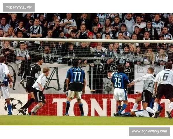 卡萨布兰卡维达德热身赛失利防线问题显现引发关注 卡萨布兰卡维达德热身赛失利防线问题显现引发关注