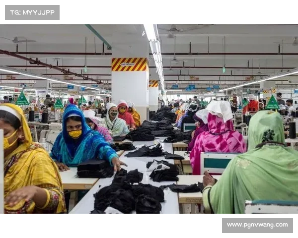 孟加拉国纺织商成功转型生产球衣 拿下阿富汗国家队订单 孟加拉国纺织商成功转型生产球衣 拿下阿富汗国家队订单